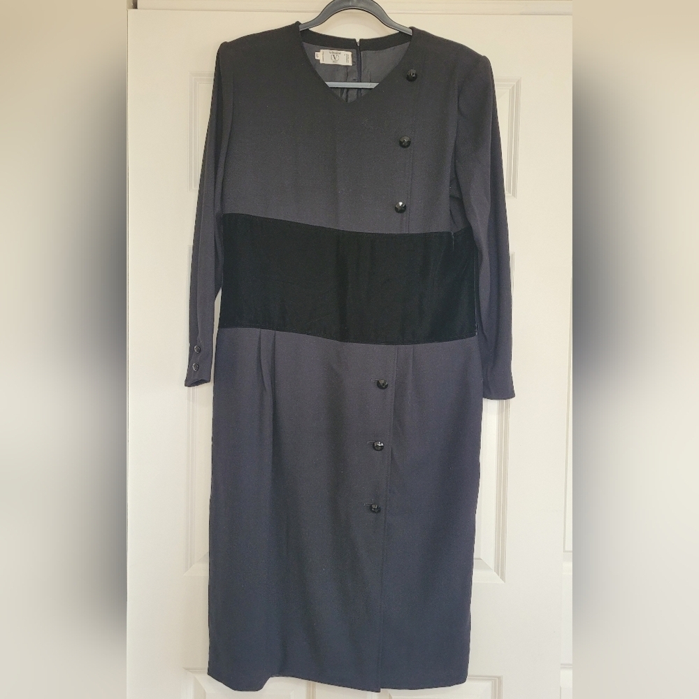 Vintage Valentino Miss V Black Wool Shift Dress - Size US 12 (48)